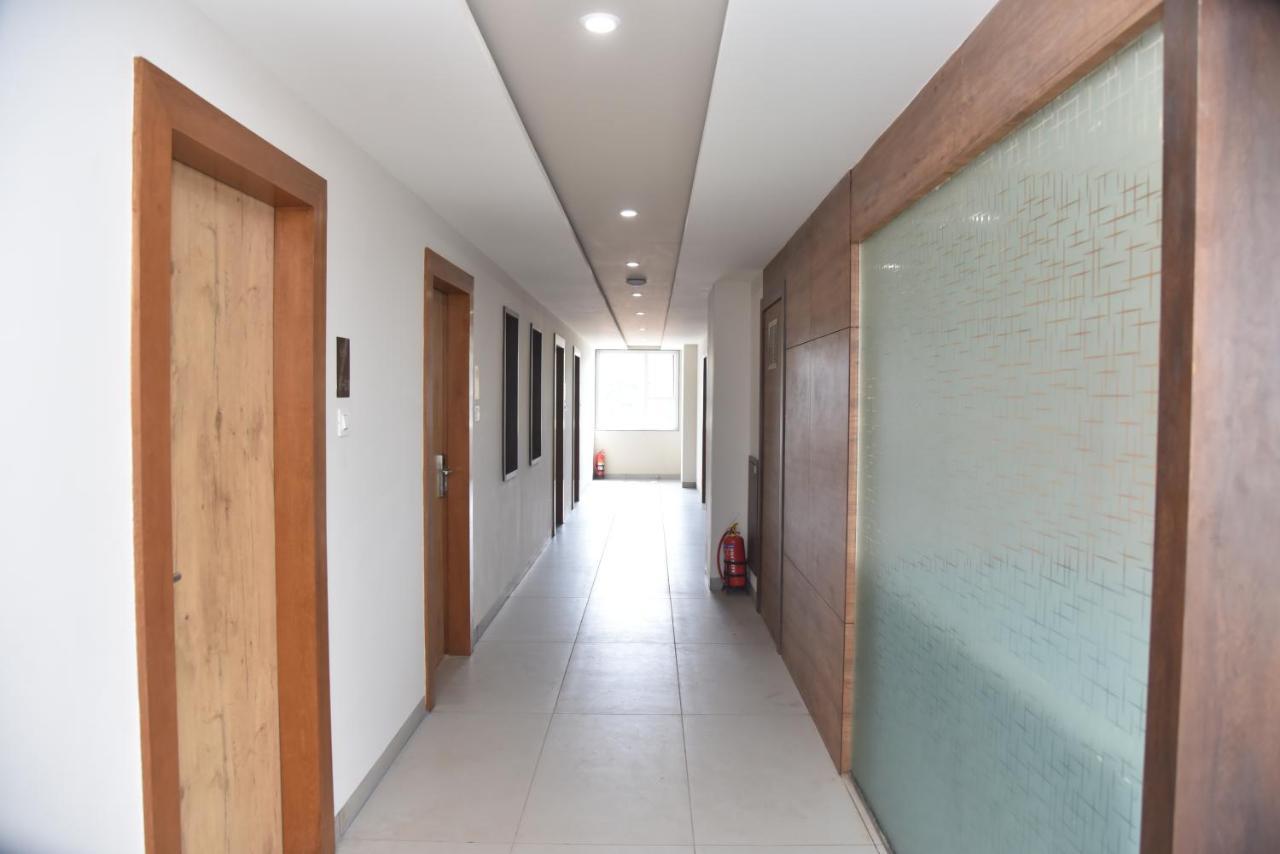 The Oaks Comforts Hubli Exterior photo